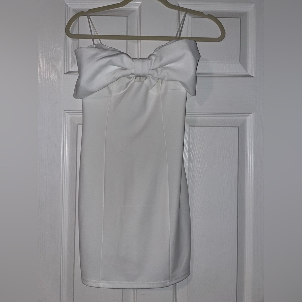 MOLLY WHITE BOW MINI DRESS